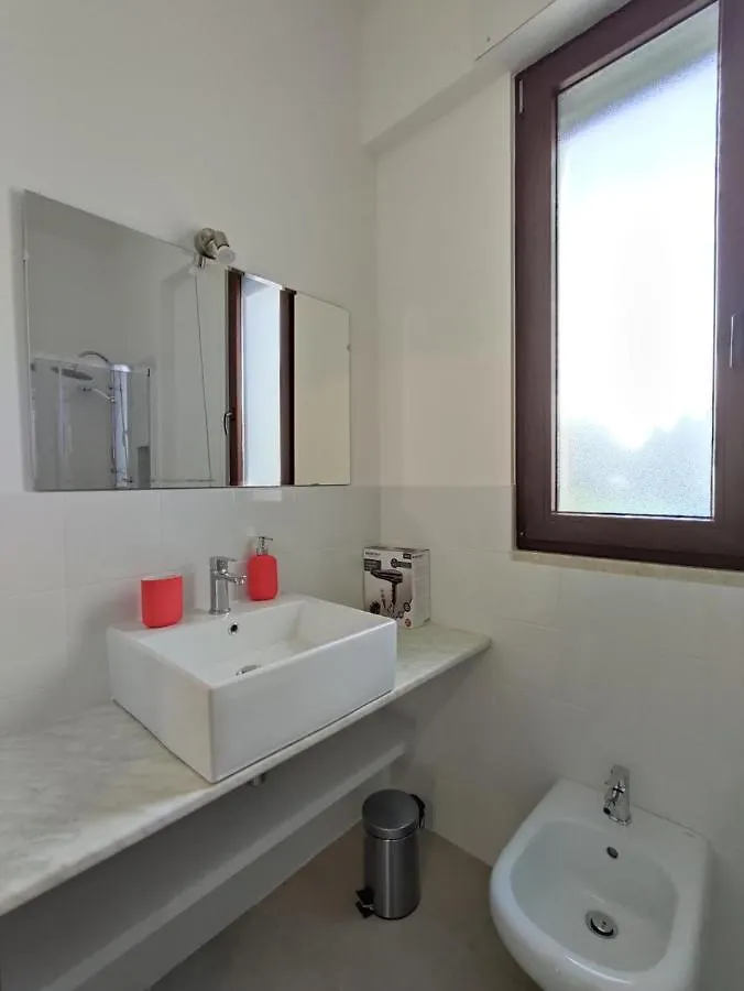 Cristian Rooms Avola 2*,  Italien