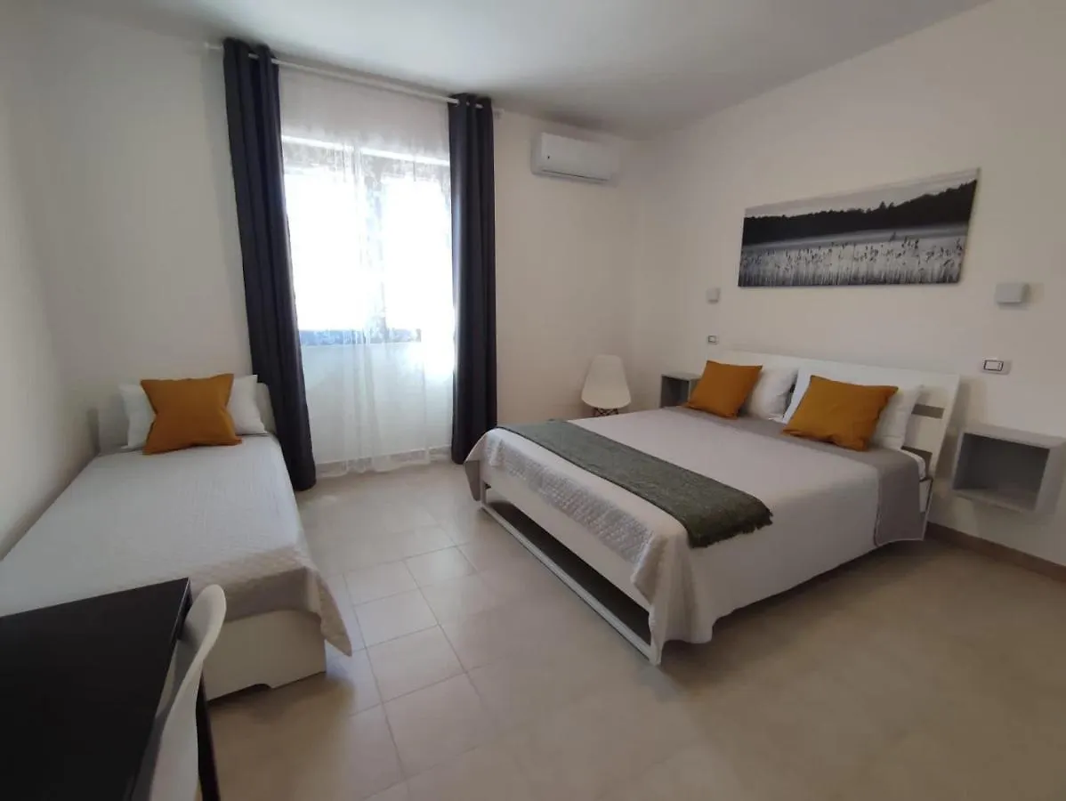 Cristian Rooms Avola