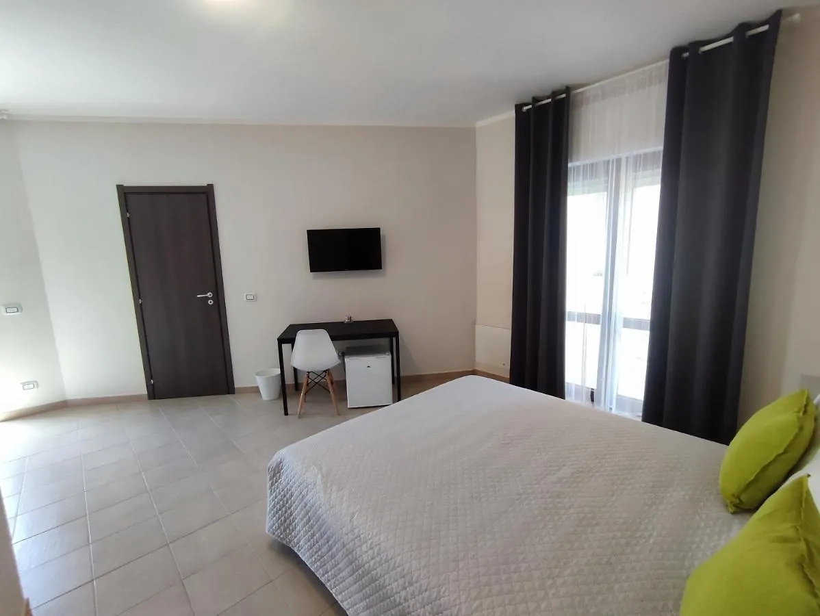 Cristian Rooms Avola Italie