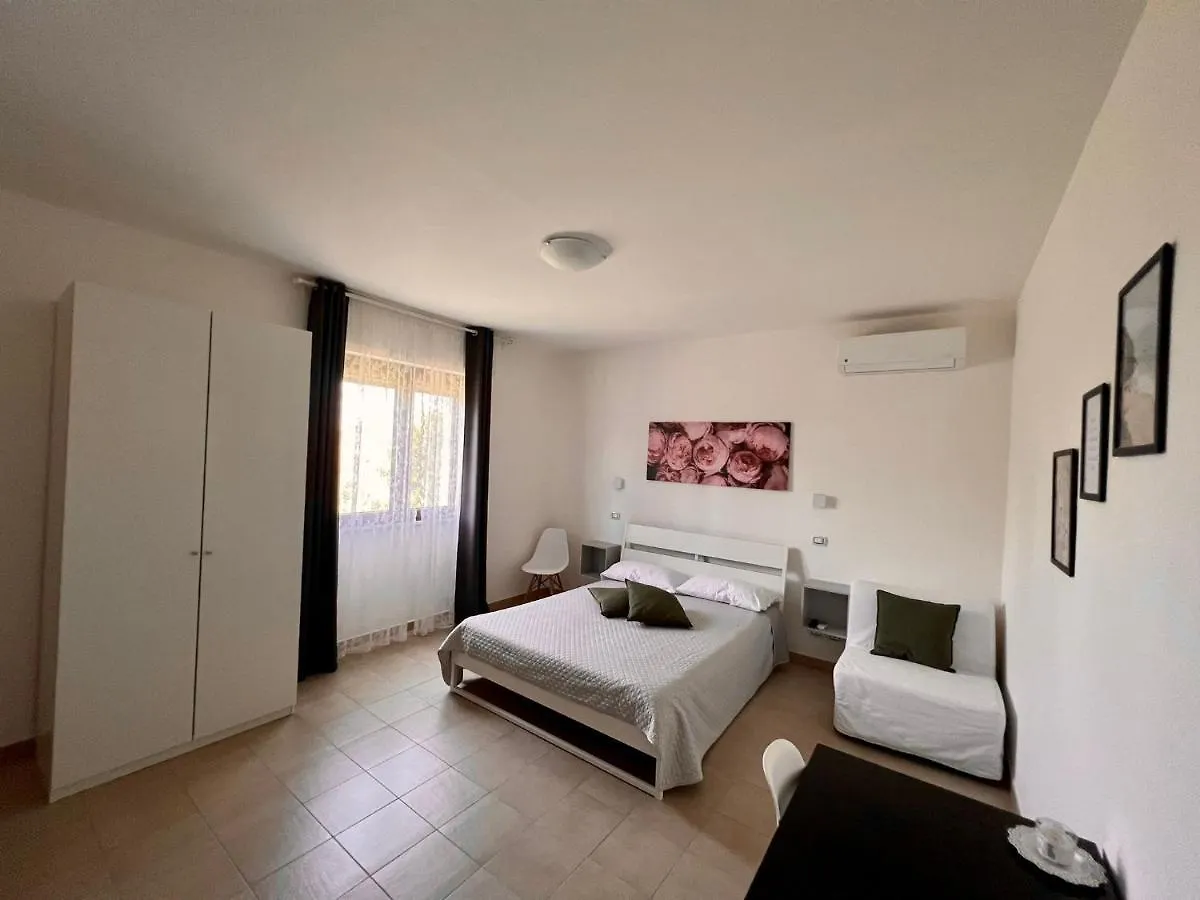 Cristian Rooms Avola